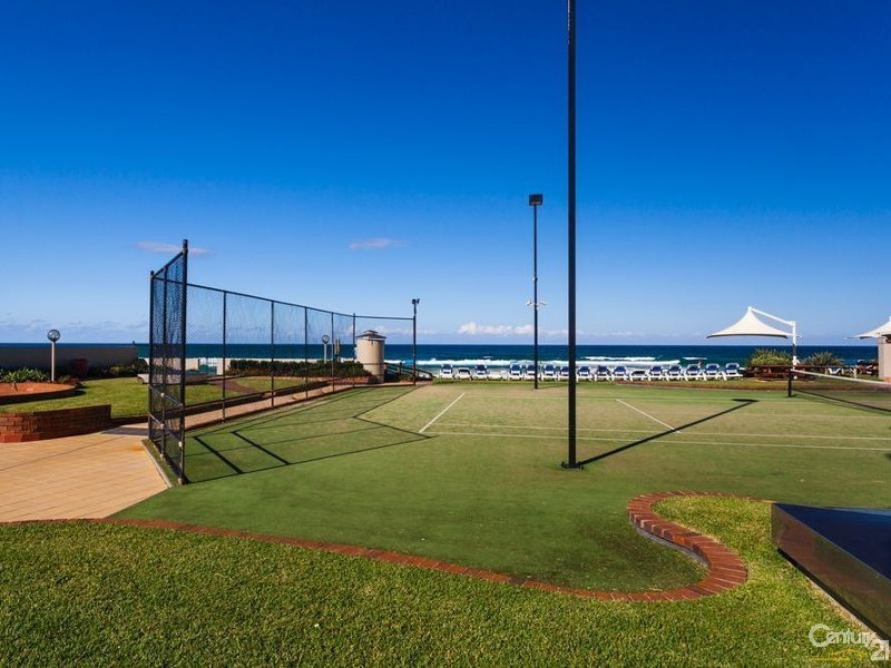 50 Old Burleigh Rd, Surfers Paradise QLD 4217