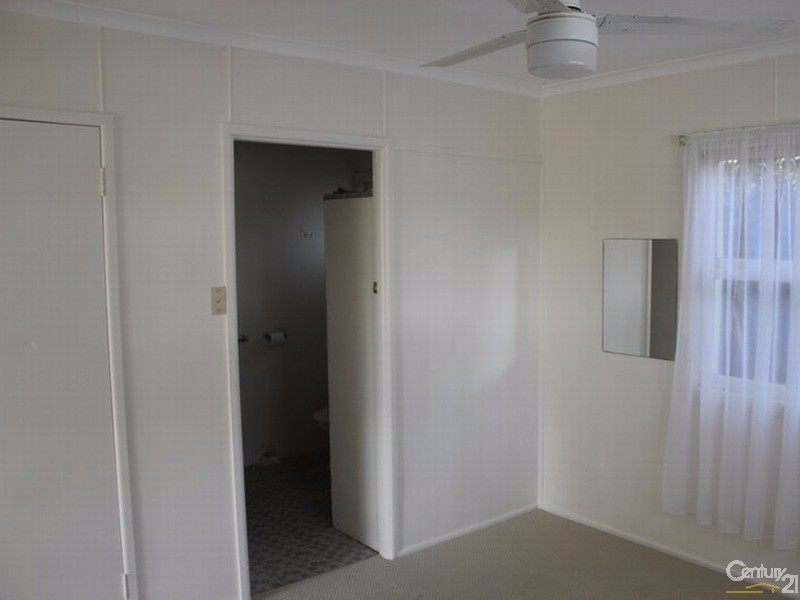 7 Leonard Avenue, Surfers Paradise QLD 4217