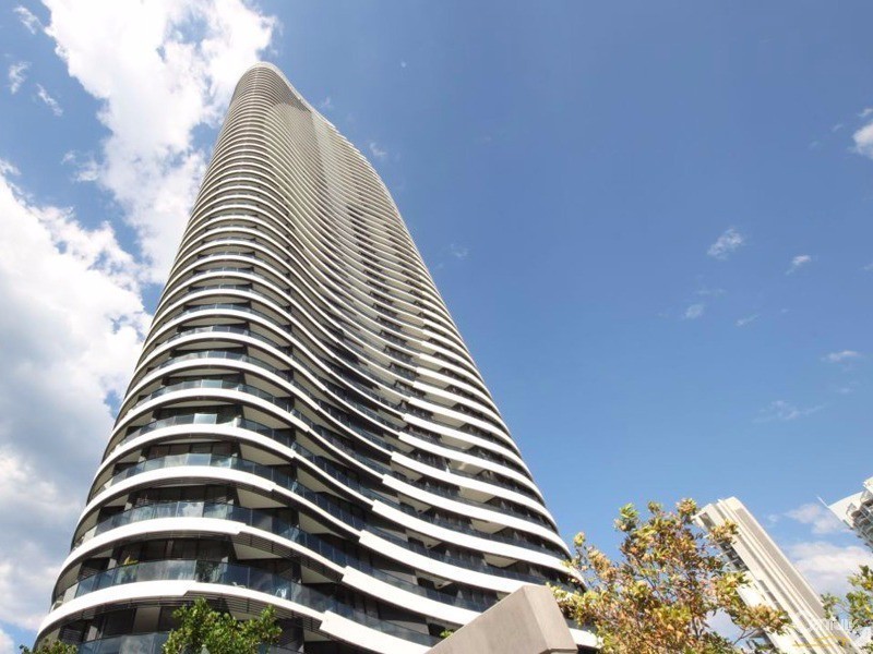 1 The Oracle Boulevard, Broadbeach QLD 4218