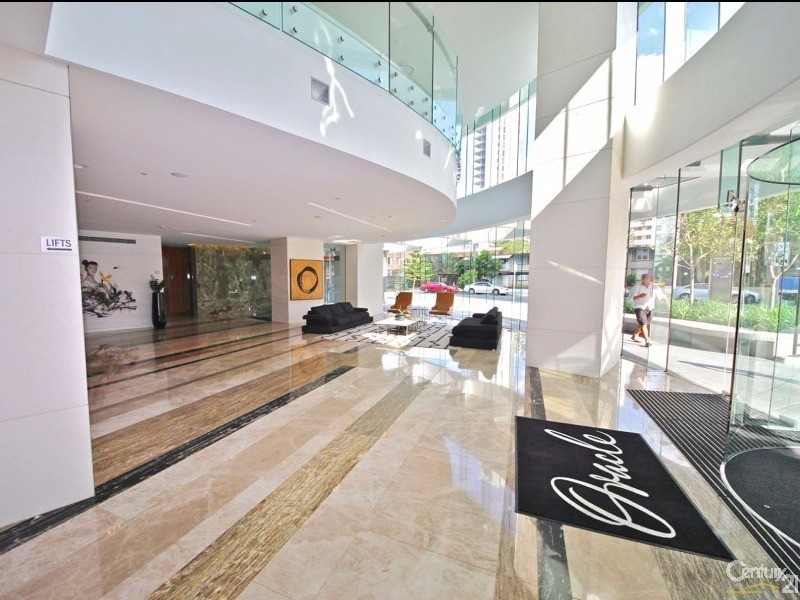 1 The Oracle Boulevard, Broadbeach QLD 4218