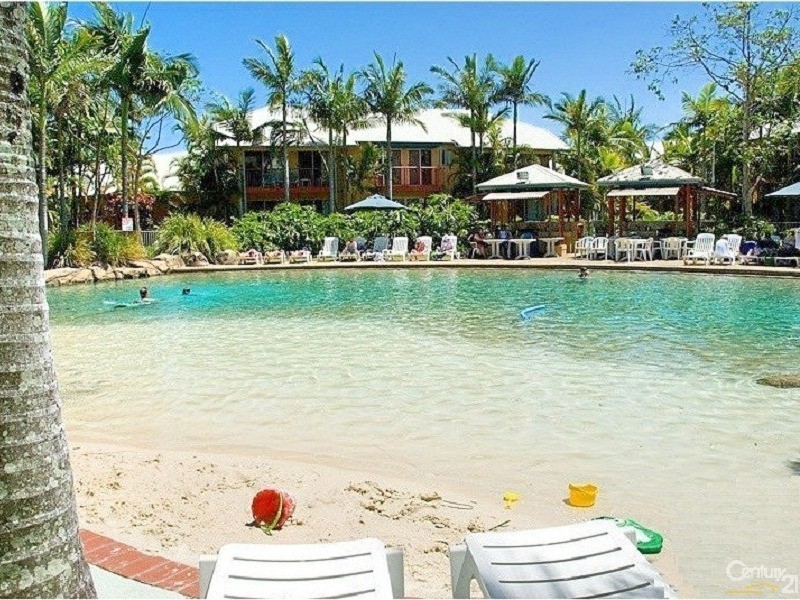 31/2330 Gold Coast Hwy, Mermaid Beach QLD 4218