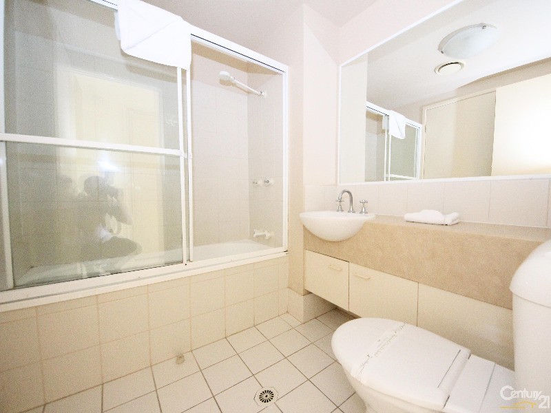 31/2330 Gold Coast Hwy, Mermaid Beach QLD 4218