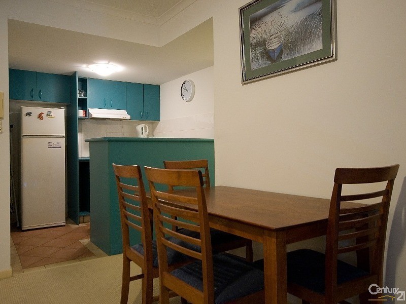 193 Surf Parade, Surfers Paradise QLD 4217