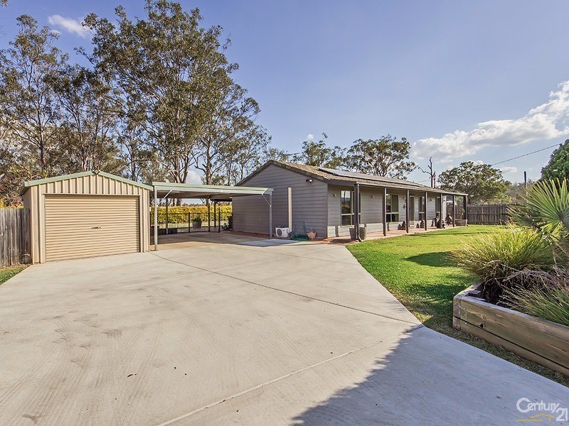 House Karrabin-Rosewood Road, Walloon QLD 4306