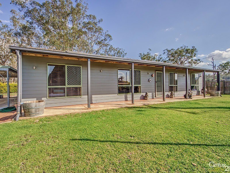 House Karrabin-Rosewood Road, Walloon QLD 4306