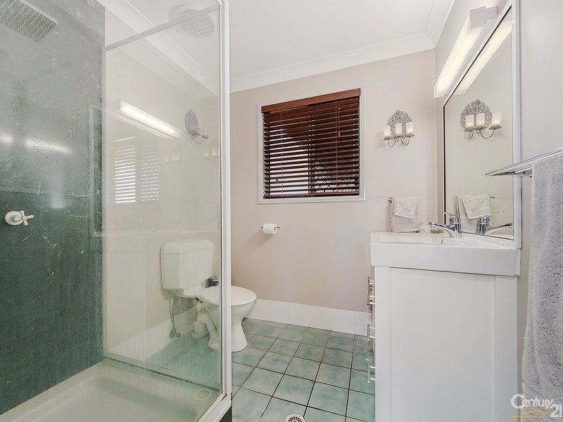 House Karrabin-Rosewood Road, Walloon QLD 4306