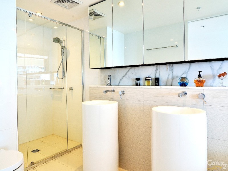 L26/1 Oracle BLVD, Broadbeach QLD 4218