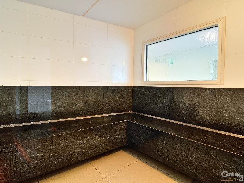 L26/1 Oracle BLVD, Broadbeach QLD 4218