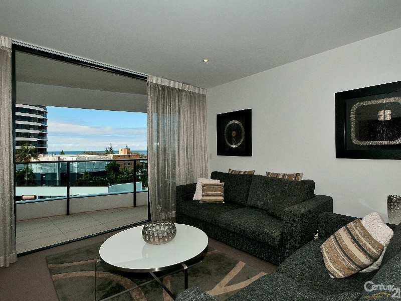 L5/1 Oracle BLVD, Broadbeach QLD 4218