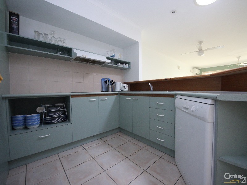 16 Crescent Avenue, Mermaid Beach QLD 4218