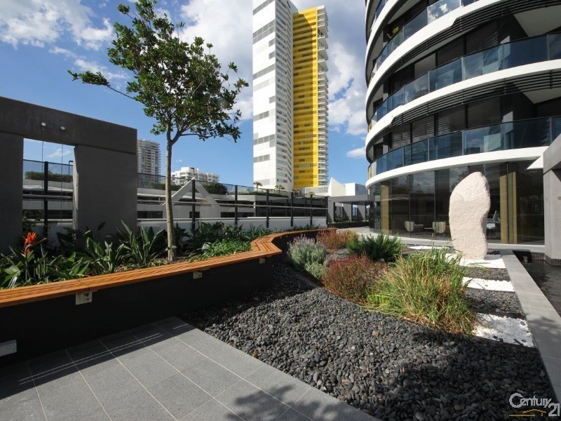 3404/1 The Oracle Boulevard, Broadbeach QLD 4218