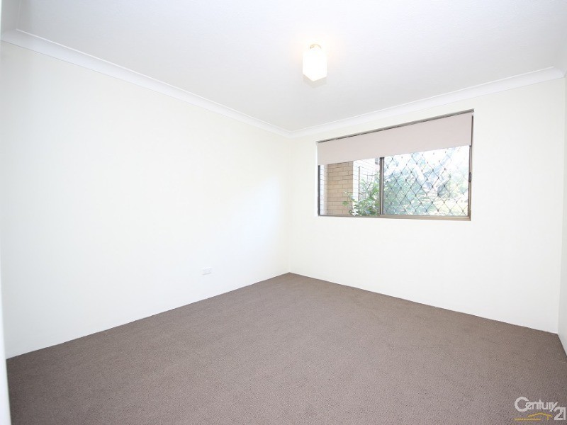 23 Heath Street, Southport QLD 4215