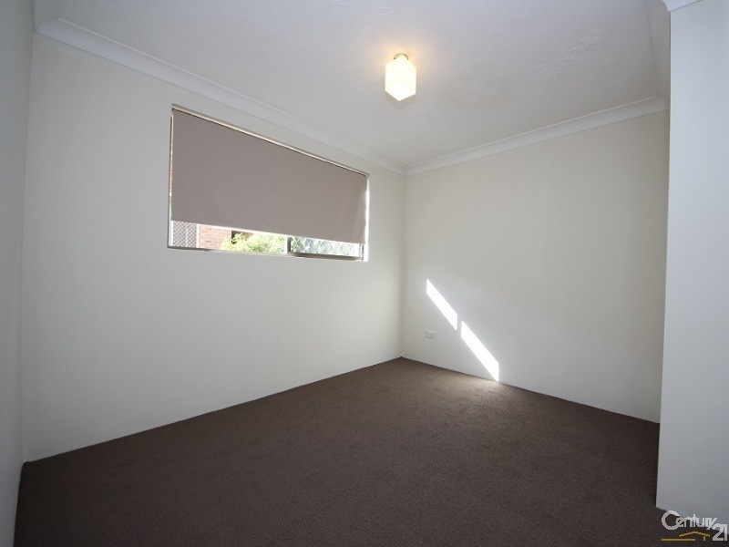 23 Heath Street, Southport QLD 4215