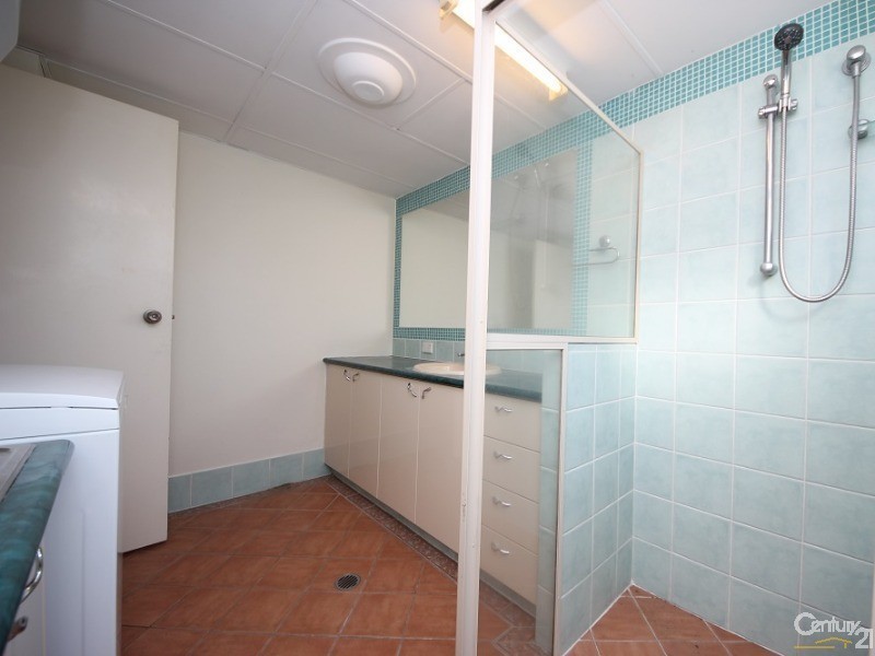 23 Heath Street, Southport QLD 4215