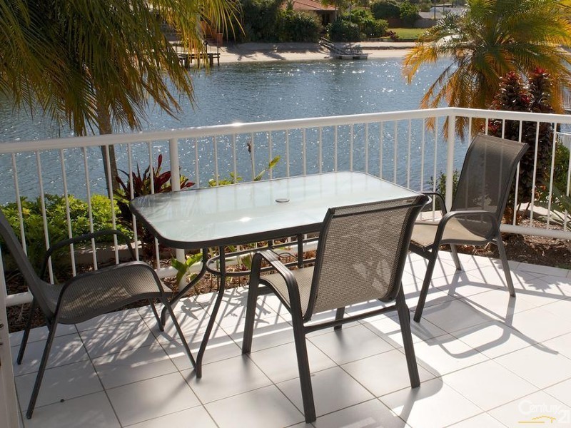 1D/11 Eady Ave, Broadbeach Waters QLD 4218