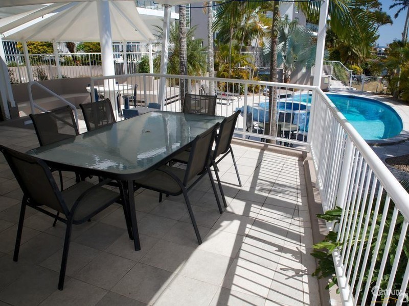 1D/11 Eady Ave, Broadbeach Waters QLD 4218