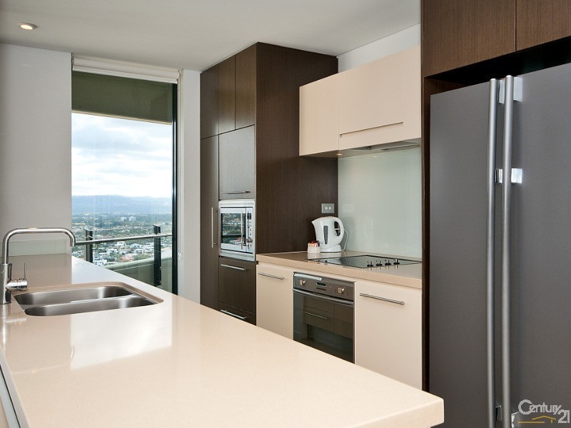 89 Surf Parade, Broadbeach QLD 4218