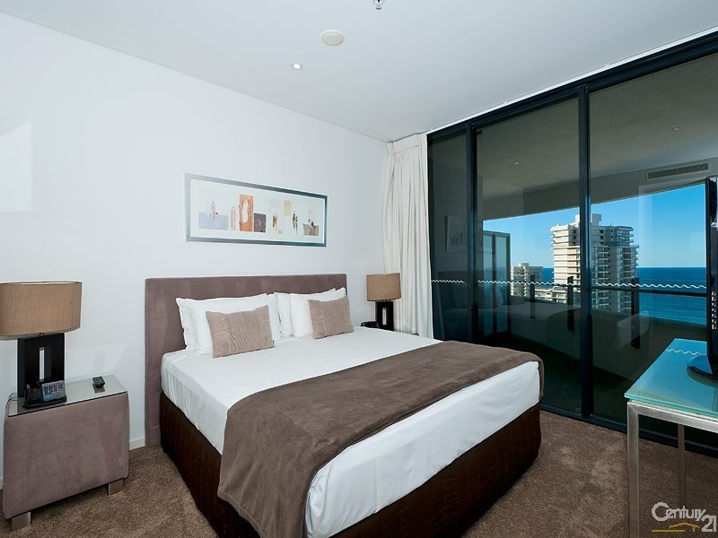 89 Surf Parade, Broadbeach QLD 4218