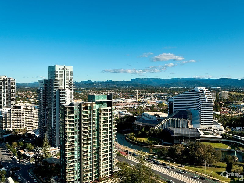 89 Surf Parade, Broadbeach QLD 4218