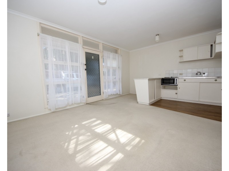 1/7 Leonard Avenue, Surfers Paradise QLD 4217