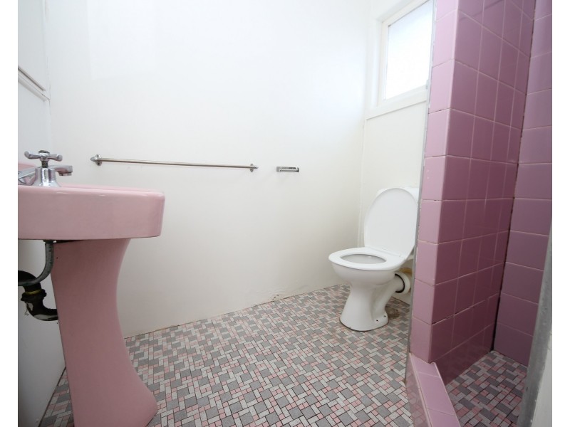 1/7 Leonard Avenue, Surfers Paradise QLD 4217