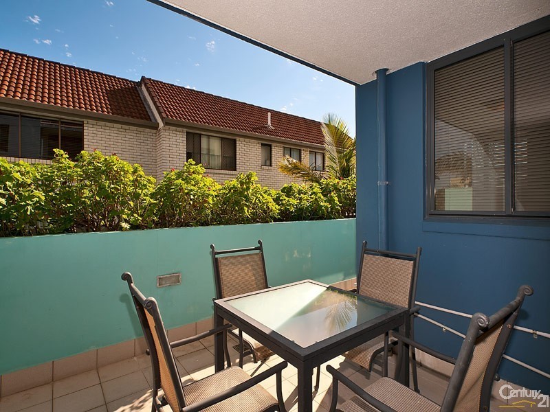 136 Marine Parade, Southport QLD 4215