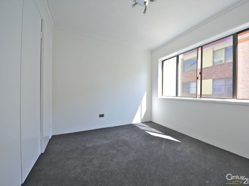 4/27 Second Avenue, Broadbeach QLD 4218