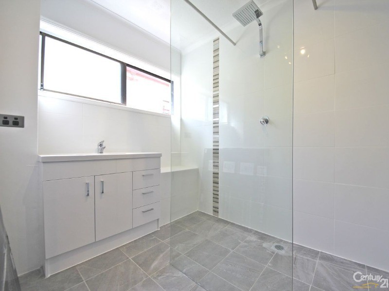 4/27 Second Avenue, Broadbeach QLD 4218