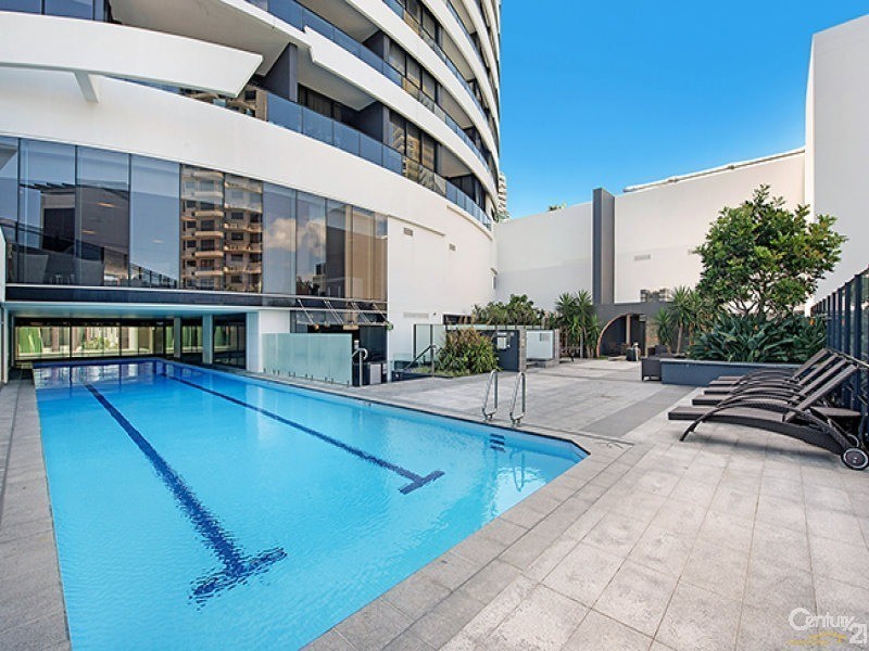 2407/1 Oracle Boulevarde, Broadbeach QLD 4218