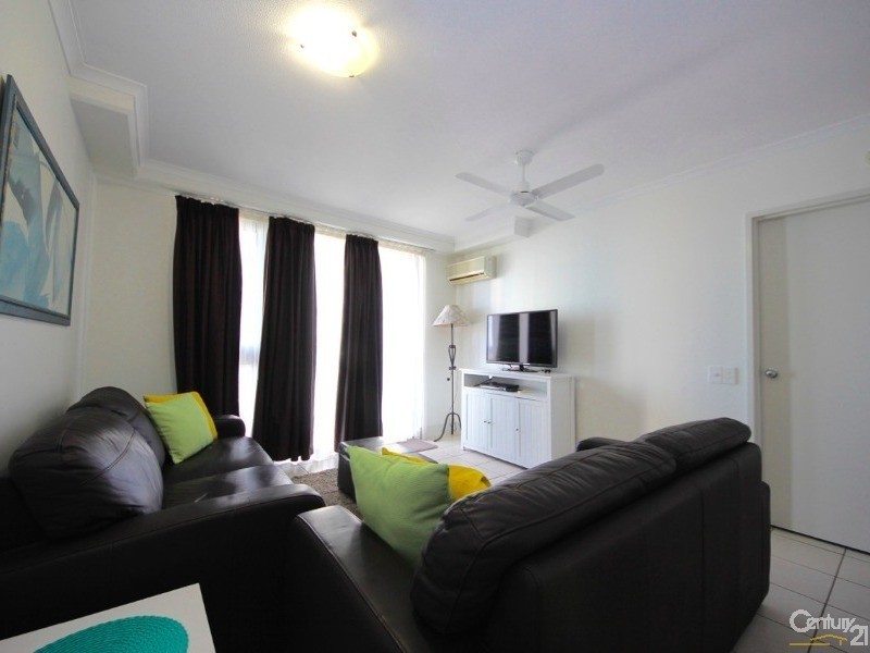 30 Surf Parade, Broadbeach QLD 4218