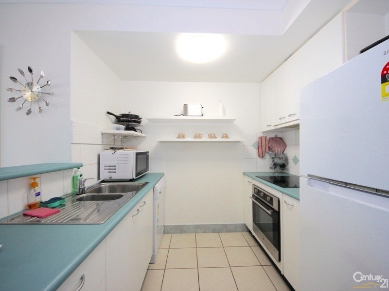 30 Surf Parade, Broadbeach QLD 4218