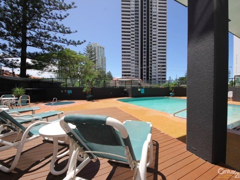 30 Surf Parade, Broadbeach QLD 4218