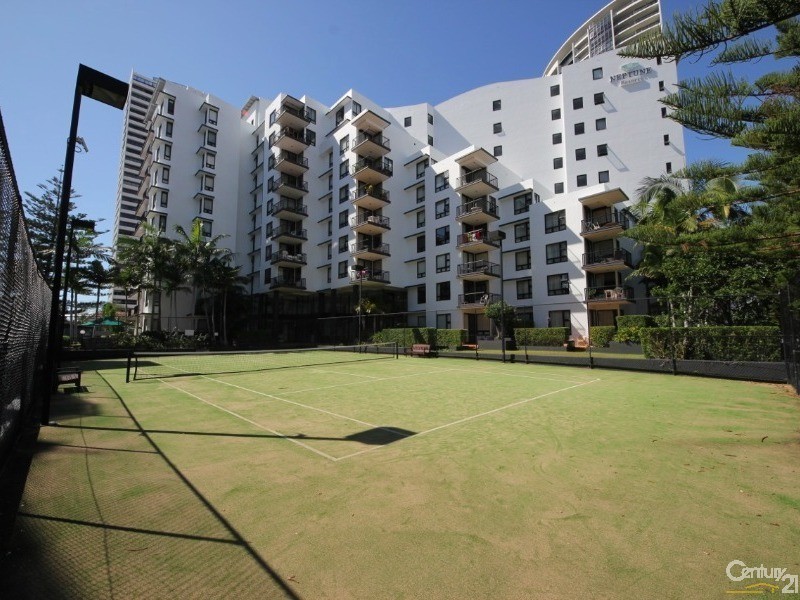 30 Surf Parade, Broadbeach QLD 4218