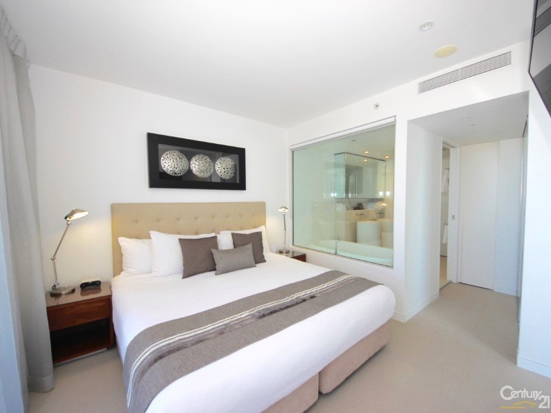 1 The Oracle Boulevard, Broadbeach QLD 4218
