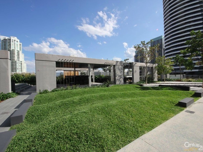 1 The Oracle Boulevard, Broadbeach QLD 4218