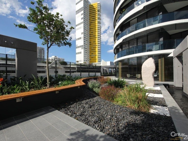 1 The Oracle Boulevard, Broadbeach QLD 4218