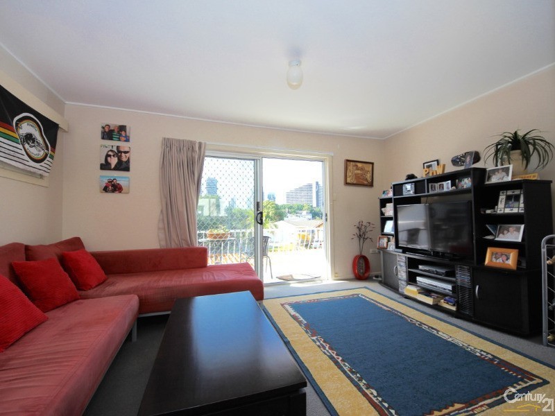 4/15 Havana Key, Broadbeach Waters QLD 4218