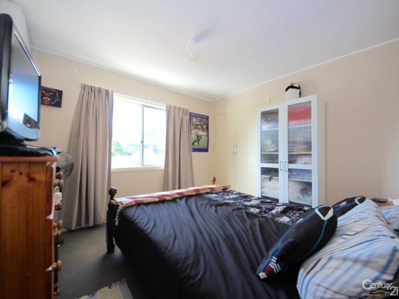 4/15 Havana Key, Broadbeach Waters QLD 4218
