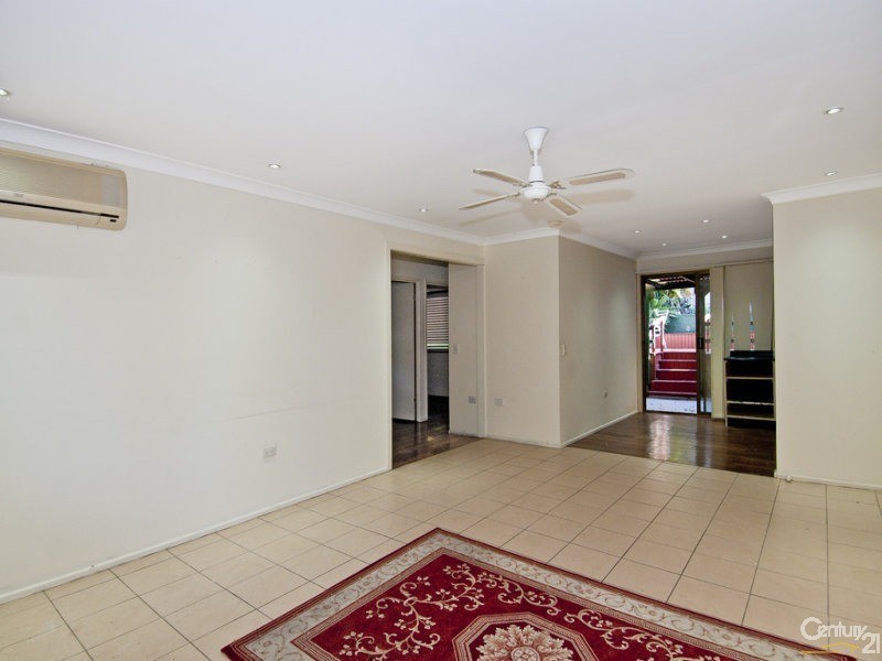 4 Virginia Grove, Southport QLD 4215
