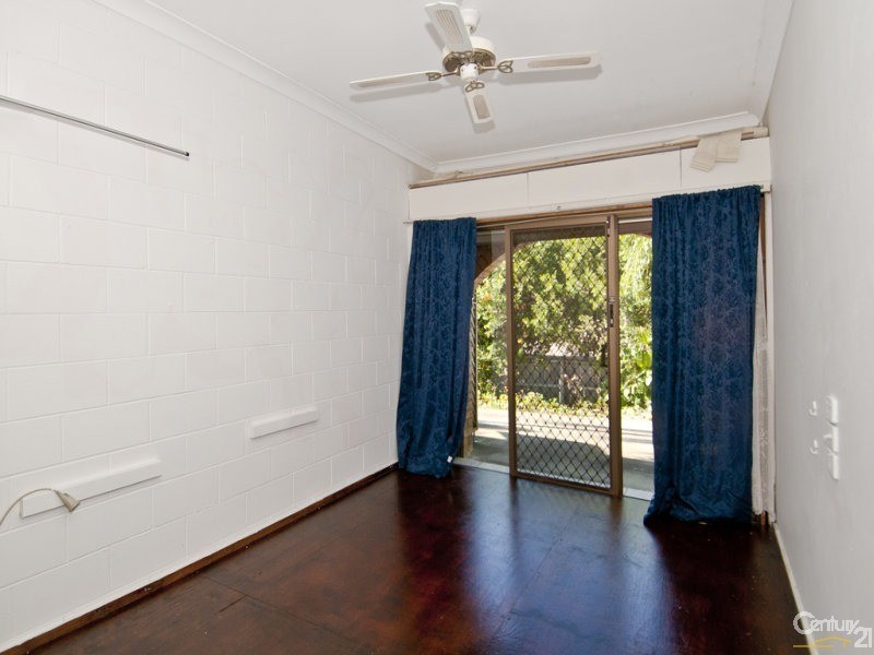 4 Virginia Grove, Southport QLD 4215