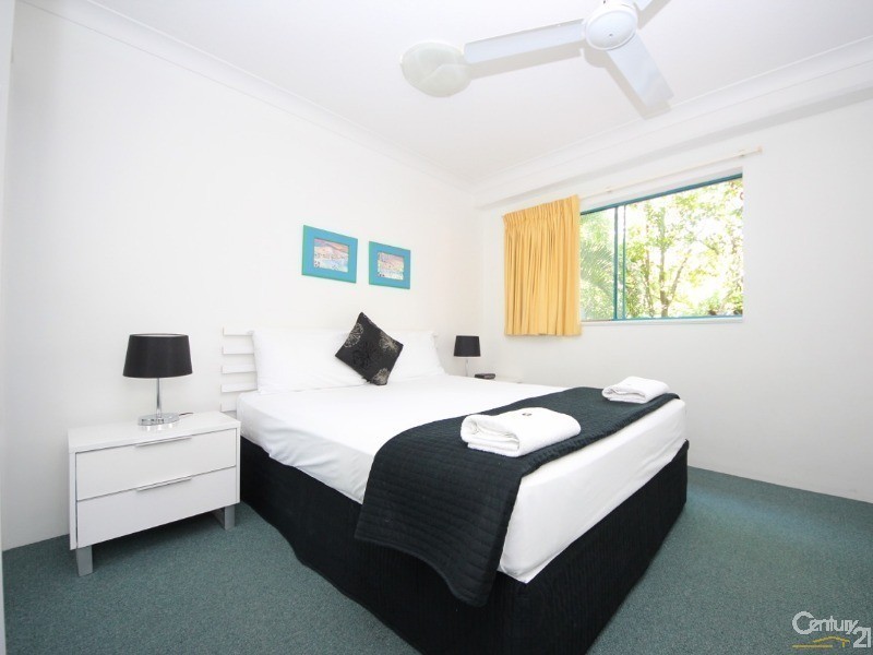 10/20 Anne Street, Broadbeach QLD 4218