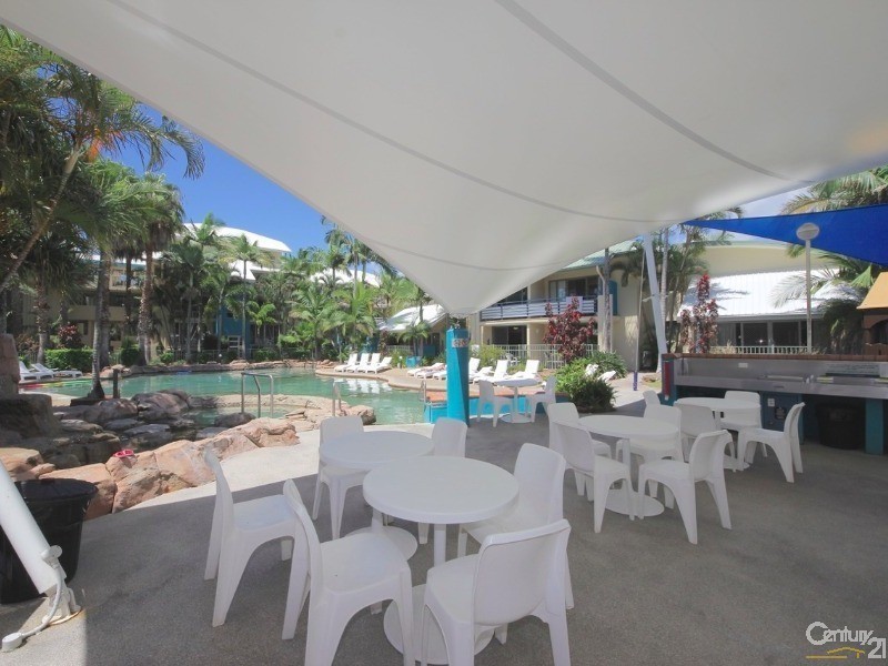 19/10 Alexandra Avenue, Mermaid Beach QLD 4218