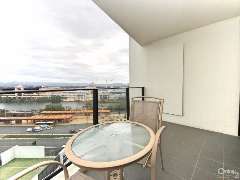 1007/22 Surf Parade, Broadbeach QLD 4218