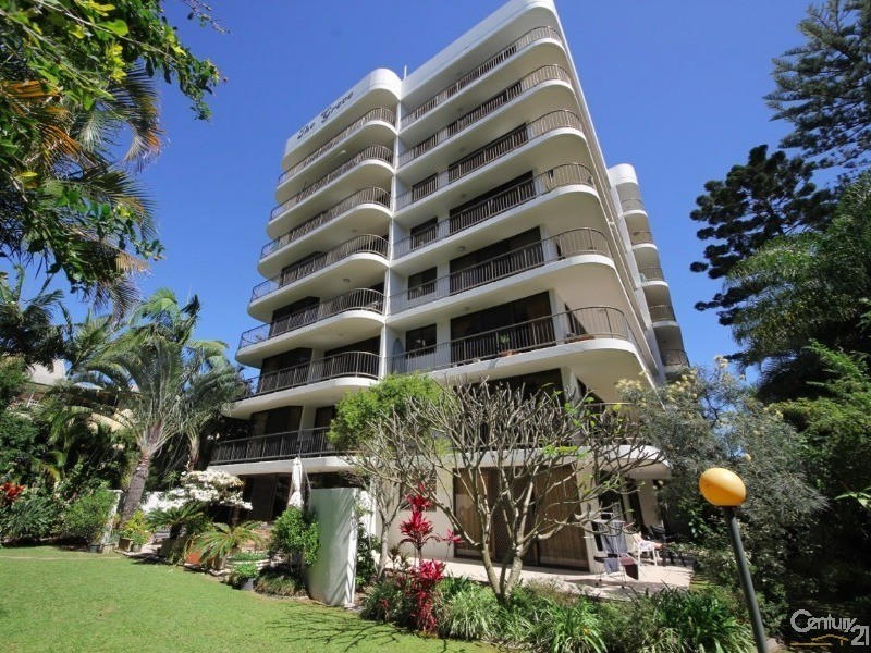 22 Armrick Avenue, Broadbeach QLD 4218