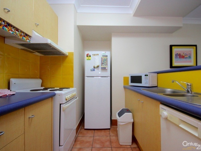 112 Surf Parade, Broadbeach QLD 4218