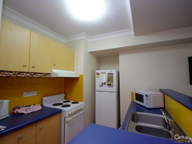 112 Surf Parade, Broadbeach QLD 4218