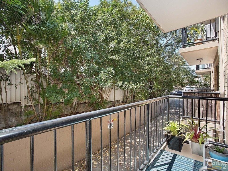 2/7 Monaco Street, Surfers Paradise QLD 4217