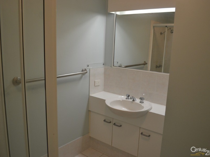 10/15 Jubilee Avenue, Broadbeach QLD 4218