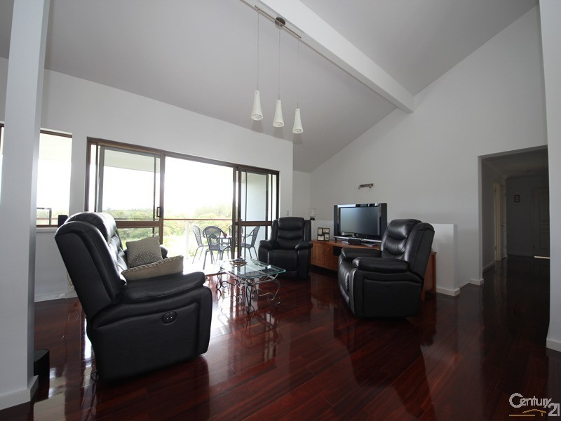 164 Alison Road, Carrara QLD 4211