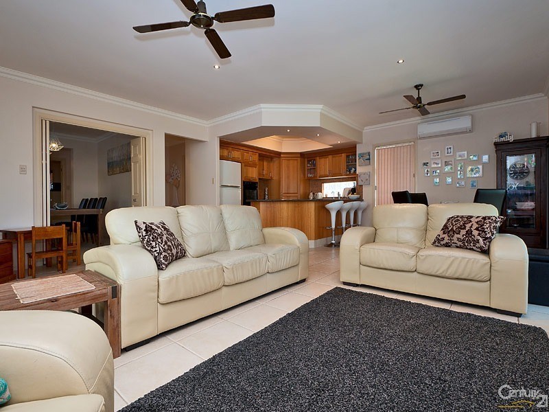 70 Greenway Boulevard, Maudsland QLD 4210